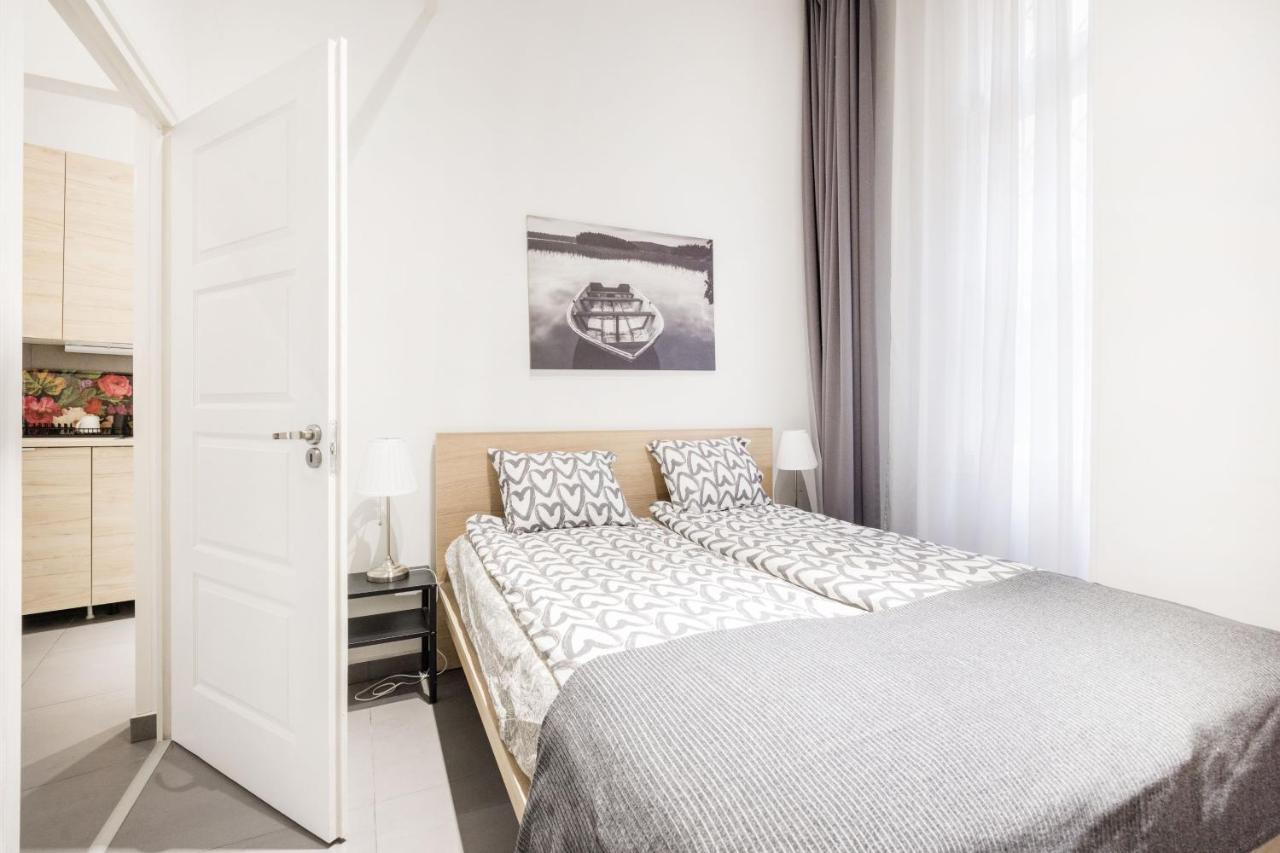 Elegant Apartment In Super Central Location Budapest Exteriör bild